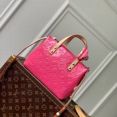 LV Shopping Bags